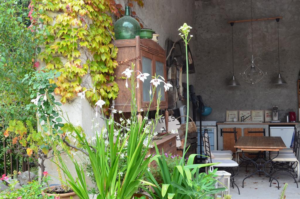 Hameau D'Hotes La Roseraie-Drome Condorcet ภายนอก รูปภาพ